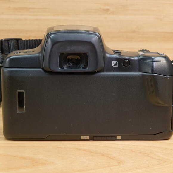 Pentax Z-50p Film Camera / 35mm SLR / SMC Pentax 28–80mm Zoom Lens / Made in Ja - Picture 7 of 9